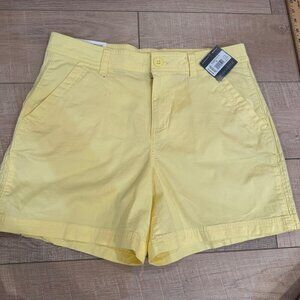 EDDIE BAUER WOMENS ASPIRE CHINO SHORTS MID RISE NEW SIZE 10 YELLOW